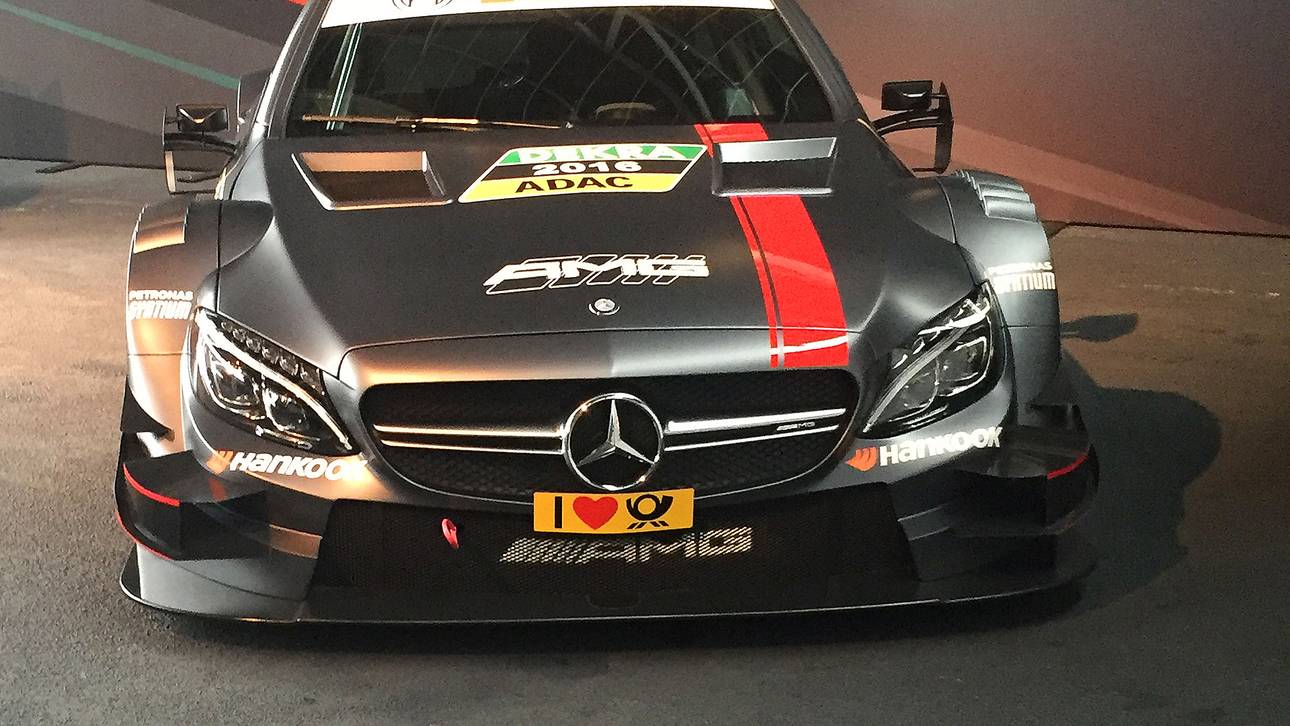 Auch das neue DTM-Auto wurde in Stuttgart präsentiert