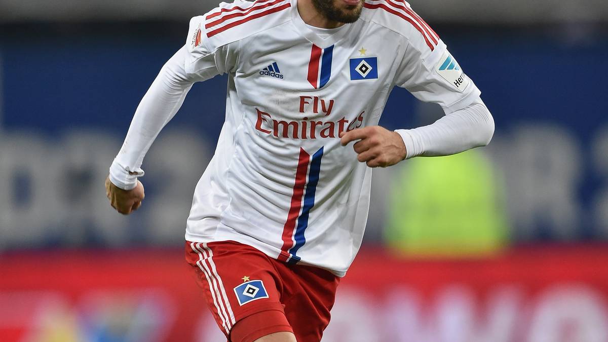 Behrami ist übrigens auch in Deutschland kein Unbekannter. 2014 und 2015 spielte er für den Hamburger SV in der Bundesliga
