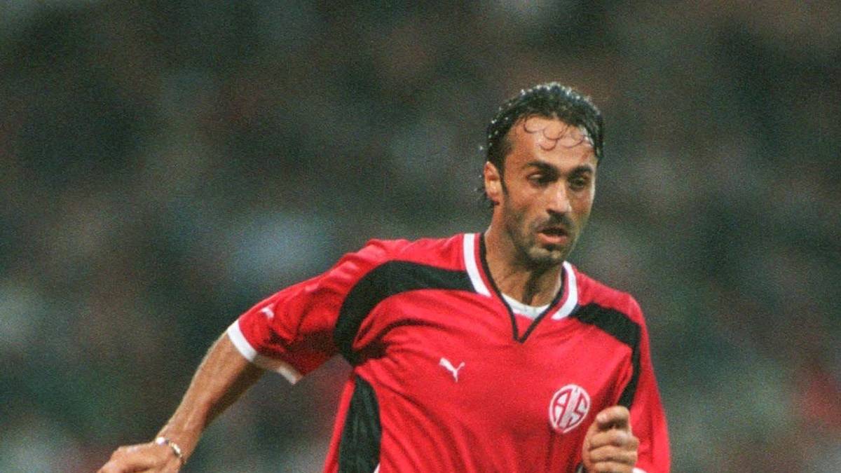  Maurizio Gaudino spielte von 1999 bis 2002 für Antalyaspor. Titel konnte er keine sammeln