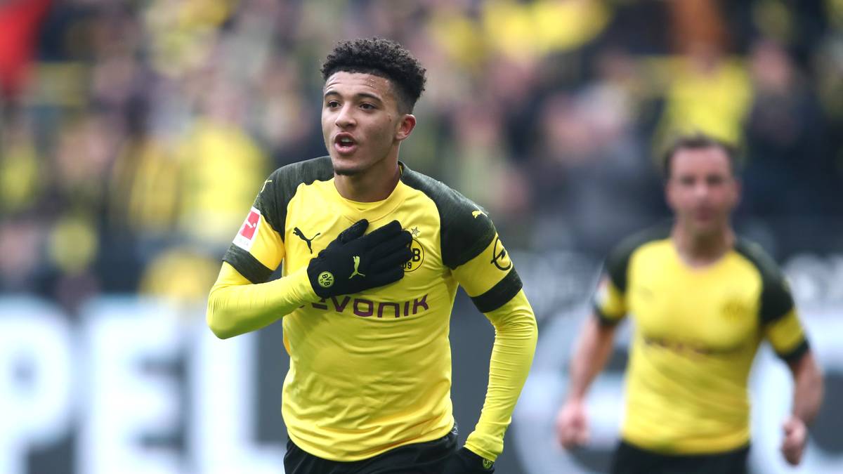 PLATZ 14: Jadon Sancho (Borussia Dortmund) - 12 Tore