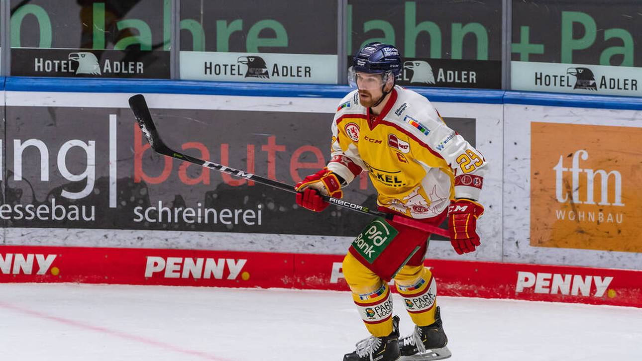 Kapitän verlängert in Düsseldorf