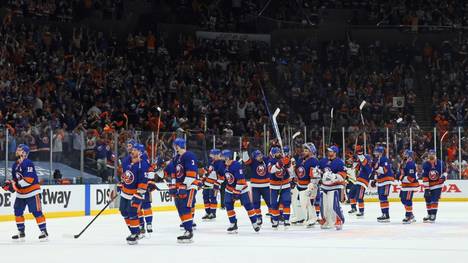 Die New York Islanders feiern den Halbfinaleinzug