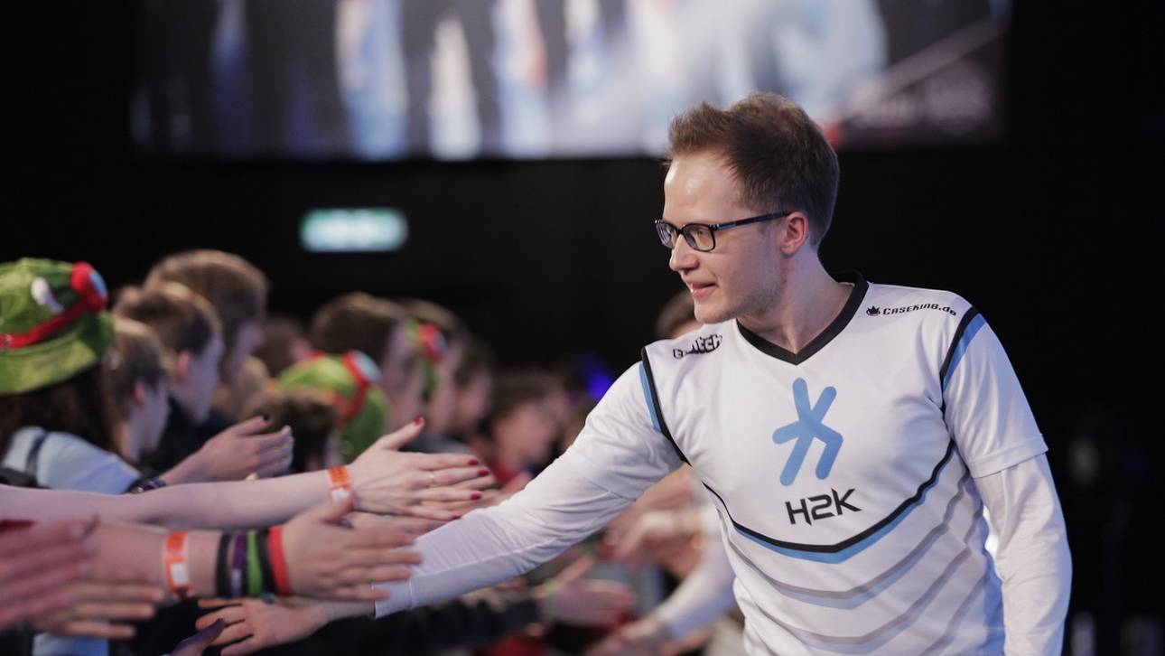 Schalke holt WM-Halbfinalisten