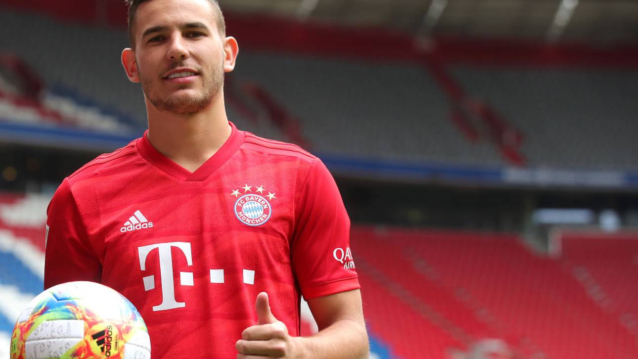 Milliardenkredit für Adidas