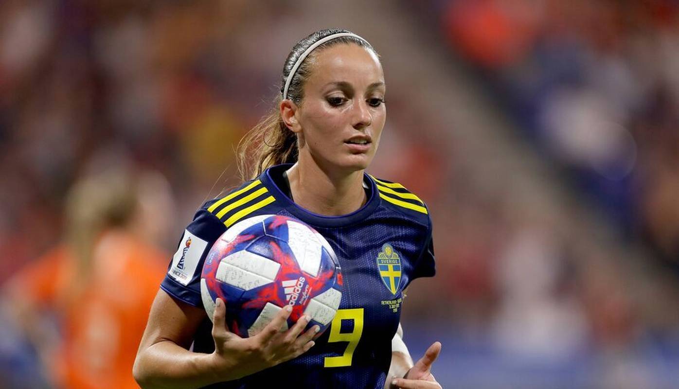 Real Madrid Kosovare Asllani Und Ihr Hattrick Rekord So Tickt Die Schwedin