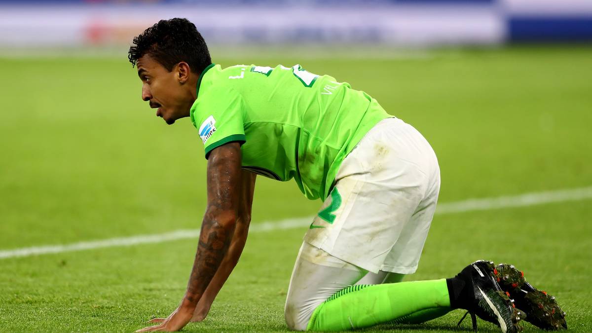 LUIZ GUSTAVO (VfL Wolfsburg): von 83 auf 82