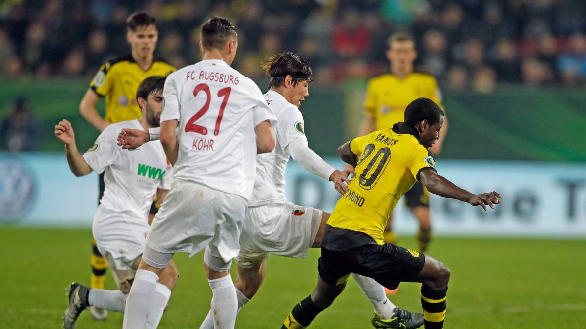 Jeong-Ho Hong setzt derweil Ramos zu. Tore aber bleiben Fehlanzeige - zumindest bis zur 61. Minute...