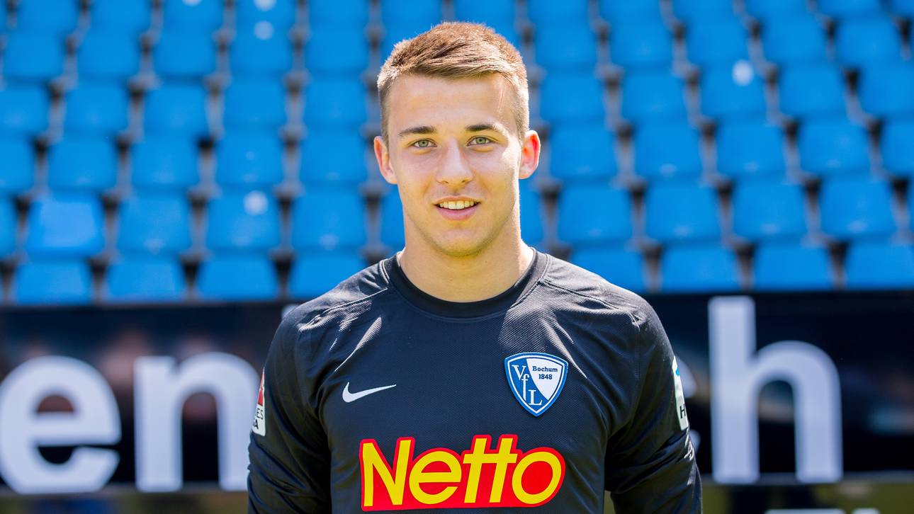 Bochum: Profivertrag für Kraft
