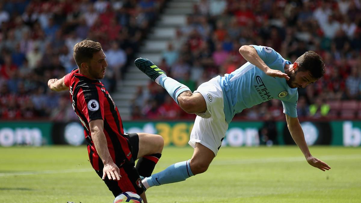 PLATZ 6: BERNARDO SILVA. Der Portugiese war einer der Hauptgründe für den Höhenflug des AS Monaco in der vergangenen Saison, nun blätterte Manchester City 50 Millionen Euro für den 23-Jährigen hin. Flügelspieler Silva tut sich aber in England bisher schwer und stand erst einmal in der Startelf von Guardiola