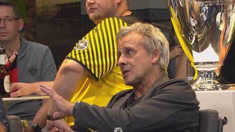 Pierre Littbarski ist von Charakteren wie Kylian Mbappé, Neymar und Lionel Messi genervt. Als Trainer würde man wahnsinnig, wenn man diese drei Charaktere in der Kabine hat.