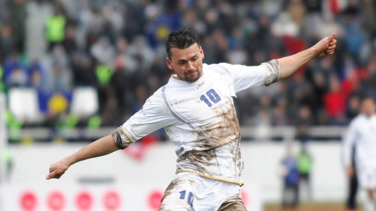 Bunjaku schreibt mit Kosovo Geschichte