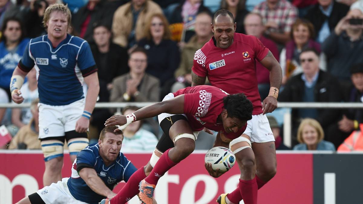 Zur Pause führt Tonga bereits 22:7. Irgendwie kommen die Namibier immer einen Schritt zu spät