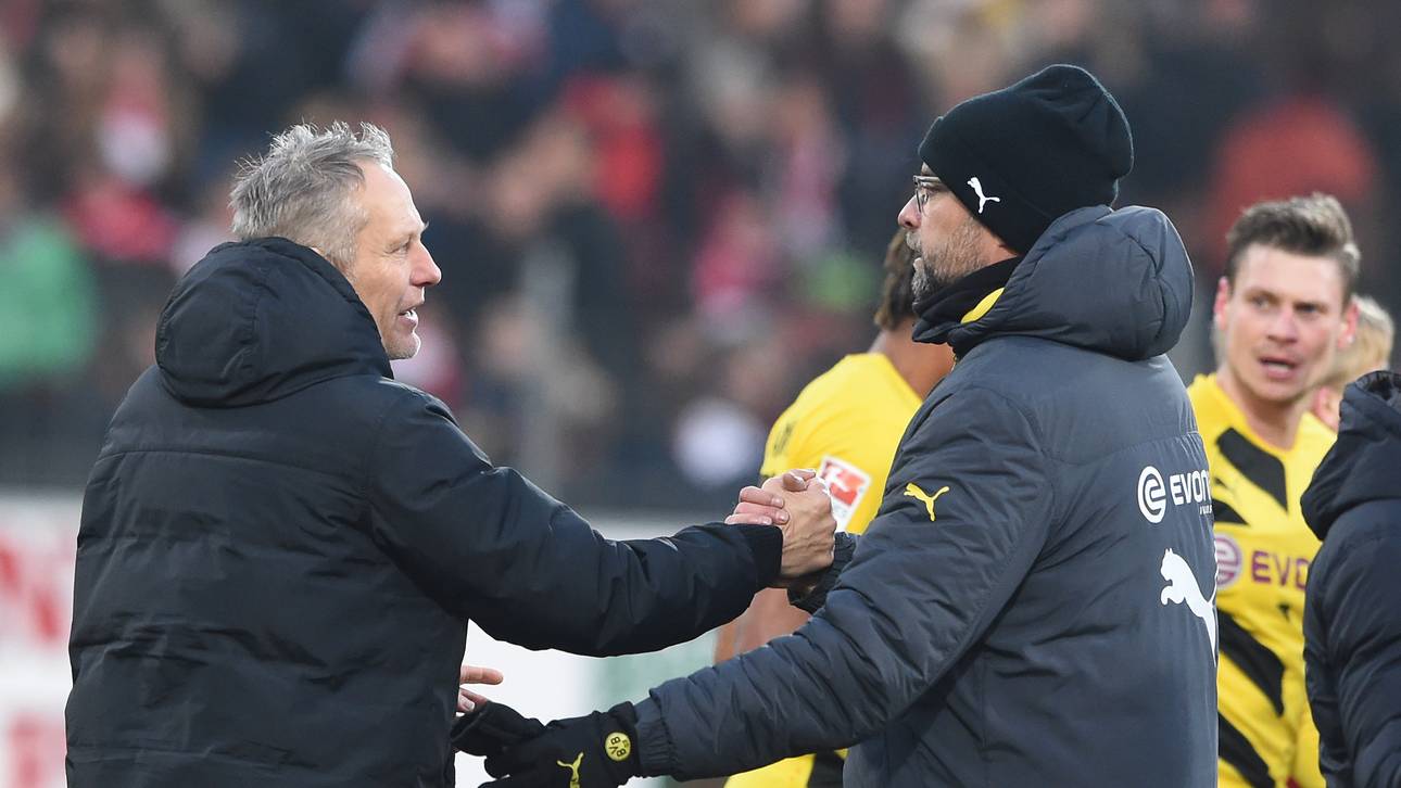 SC Freiburg v Borussia Dortmund - Bundesliga