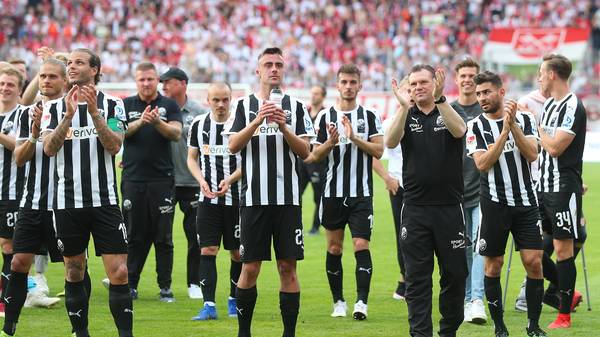 SSV Jahn Regensburg v SV Sandhausen - Second Bundesliga