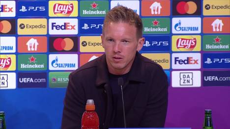 Julian Nagelsmann gibt einen Einblick in das Kabinenleben von Leroy Sané und lobt den Flügelflitzer, der auch gegen Kiew wieder in Topform war.