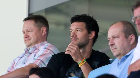 Michael Ballack auf der Tribüne in Chemnitz