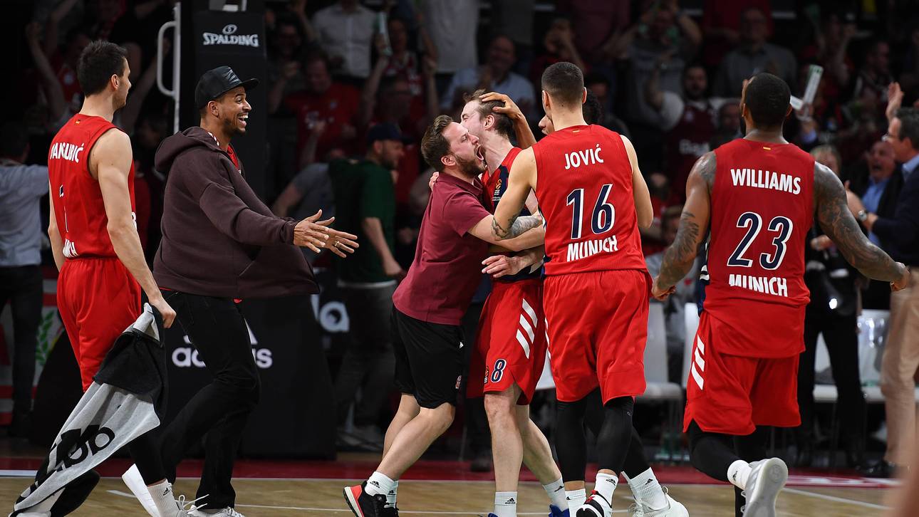 FCB besiegt Barca in letzter Sekunde