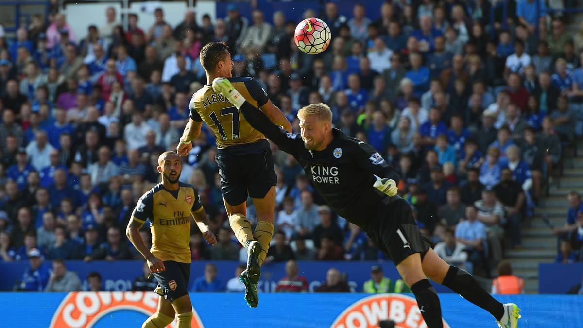 SELTENE SCHWÄCHE: Am 7. Spieltag sieht es so aus, als wäre Leicesters Traumstart schon wieder dahin. Gegen den FC Arsenal setzt es ein 2:5 zu Hause, die Foxes fallen auf Rang acht. Es bleibt eine von bislang nur drei Pleiten dieser Saison, die anderen beiden jeweils mit einem Tor Unterschied.  Und vor allem: Leicester verliert nie zwei Spiele in Folge