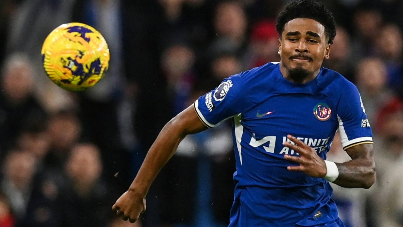 Dortmund leiht auch Maatsen aus