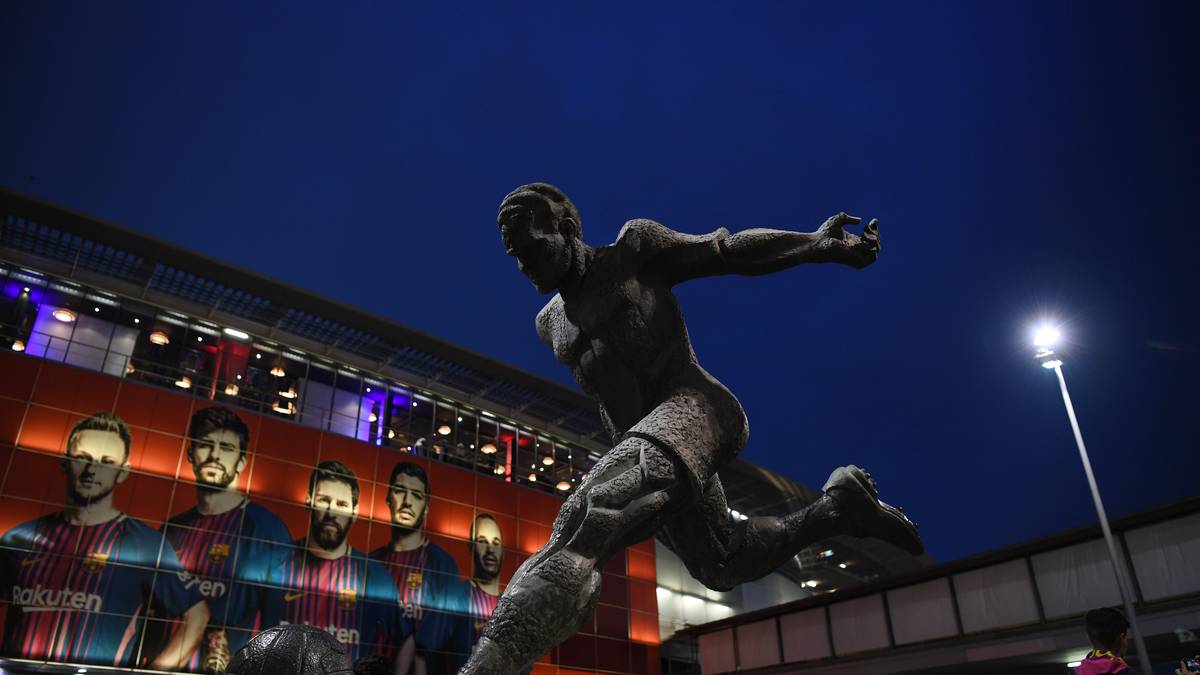 PLATZ 7 - CESAR RODRIGUEZ ALVAREZ: 225 Tore in in 353 Partien stehen für den ehemaligen Barca-Stürmer (1942-1955) zu Buche. Er ließ seine Karriere bei Elche ausklingen. wurde später auch Trainer bei Barcelona und verzauberte das Camp Nou