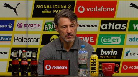 Karim Adeyemi spielt gegen RB Leipzig einen gravierenden Fehlpass, der zum Gegentreffer führt. BVB-Trainer Niko Kovac spricht nach dem Spiel über den Fehler des BVB-Stars. 