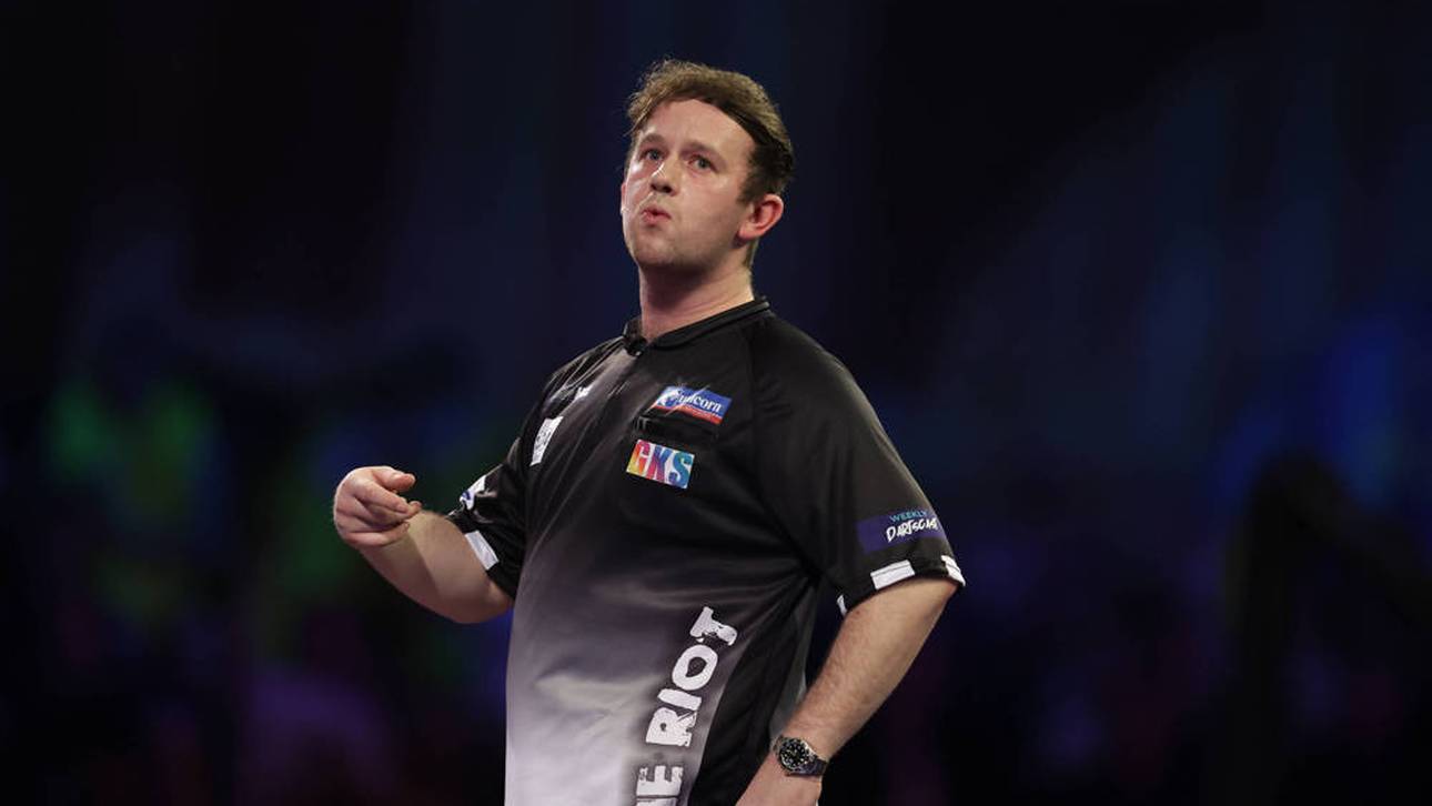 Darts-Profi unterläuft kuriose Panne