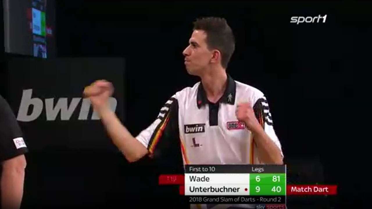 Michael Unterbuchner gewinnt beim Grand Slam of Darts gegen James Wade