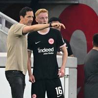 Eintracht Frankfurt will im Freitagabend-Spiel gegen den FC Augsburg einen großen Schritt in Richtung Europacup schaffen.