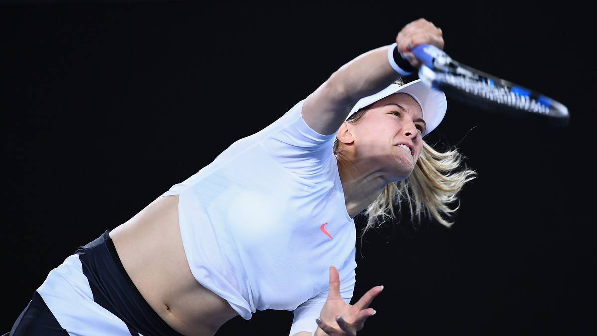 Den ersten Hingucker liefert am Auftakttag Eugenie Bouchard. Ihr Ausstatter hat für die hübsche Kanadierin ein besonders sexy Outfit kreiert - das Glamour-Girl der Tour spielt bauchfrei