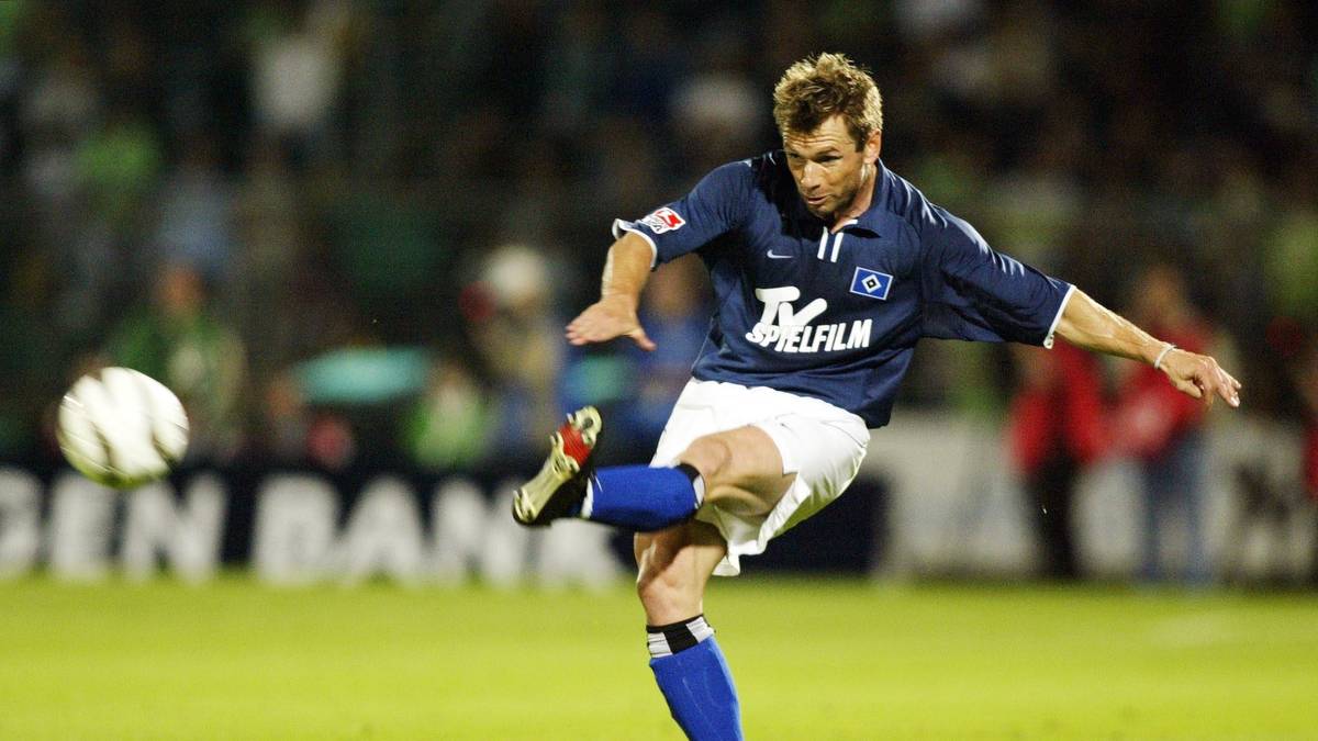 Denn der frühere Linksverteidiger galt schon damals als Malocher. Der gelernte Metzger stand von 1996 bis 2004 beim HSV für harte und ehrliche Arbeit auf dem grünen Rasen, ist der Mann fürs Rustikale und Publikumsliebling