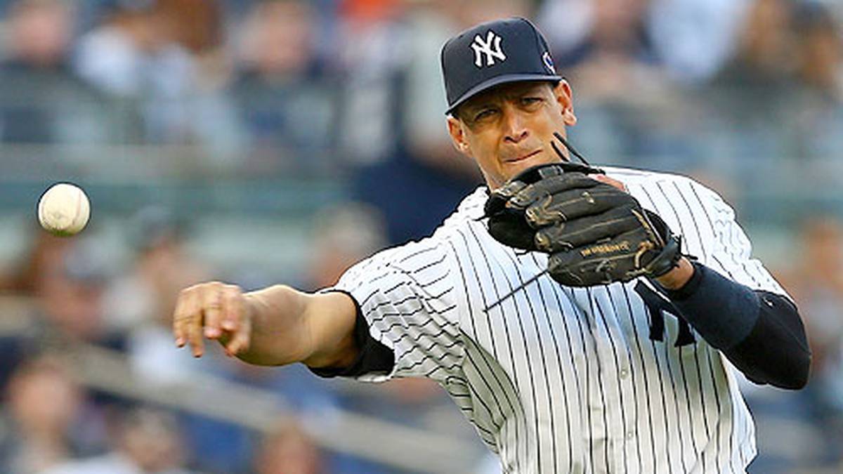 Fußball-Stars wie Ibrahimovic und Messi spielen mit mit ihren Gehältern im Vergleich zu den US-Größen nicht in einer anderen Liga. So musste sich Alex Rodriguez nicht verstecken. 2001 unterzeichnete der Ex-Geliebte von Madonna... 