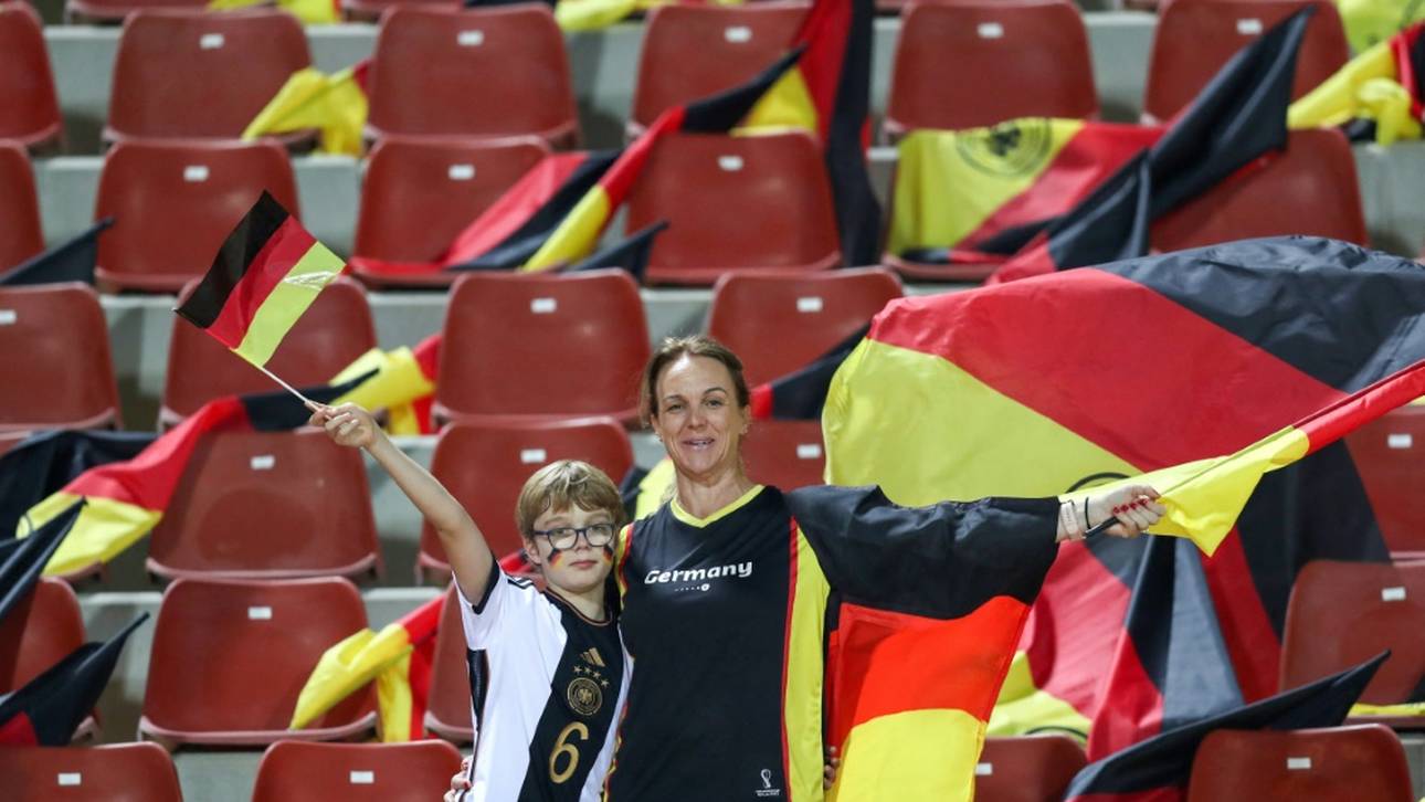 DFB-Fans beklagen Einreiseprobleme