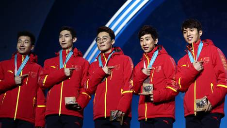 Werden die neuen Kollegen dieser chinesischen Shorttrack-Olympioniken von Pyeongchang bei den heimischen Winterspielen aus Klöstern kommen?