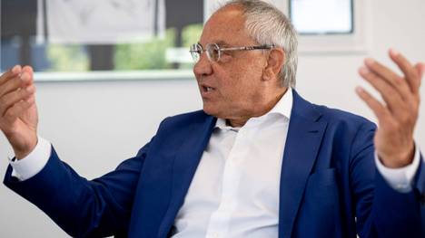Felix Magath ist nach dem ernüchternden Abschneiden der deutschen Nationalmannschaft bei der EM hart mit Joachim Löw und dem Deutschen Fußball-Bund ins Gericht gegangen. 