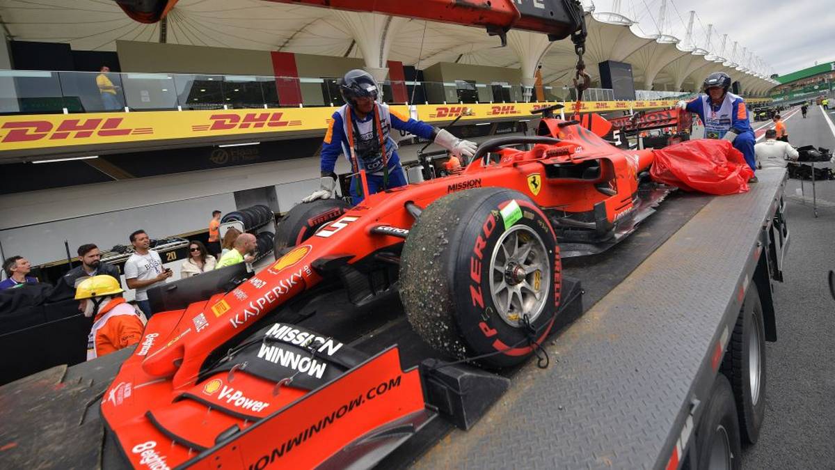 Corriere dello Sport: "Ferrari explodiert! Vettel und Leclerc werfen sich gegenseitig raus. Es gibt Niederlagen, die zu schlimmsten Albträumen werden. Die beiden Piloten erzielen ein doppeltes Eigentor, das man in Maranello lang nicht vergessen wird.