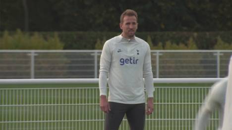 Die Zukunft von Tottenham-Kapitän Harry Kane ist weiterhin ungewiss. Nun steht wohl zumindest das Preisschild fest, für das der Stürmer-Star zu haben wäre.