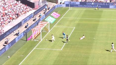 Der 1. FC Köln gewinnt sein Testspiel gegen Real Sociedad San Sebastián mit 2:1. Für Aufsehen sorgt dabei ein kurioses Eigentor, das zum zwischenzeitlichen 1:1-Ausgleich führt.