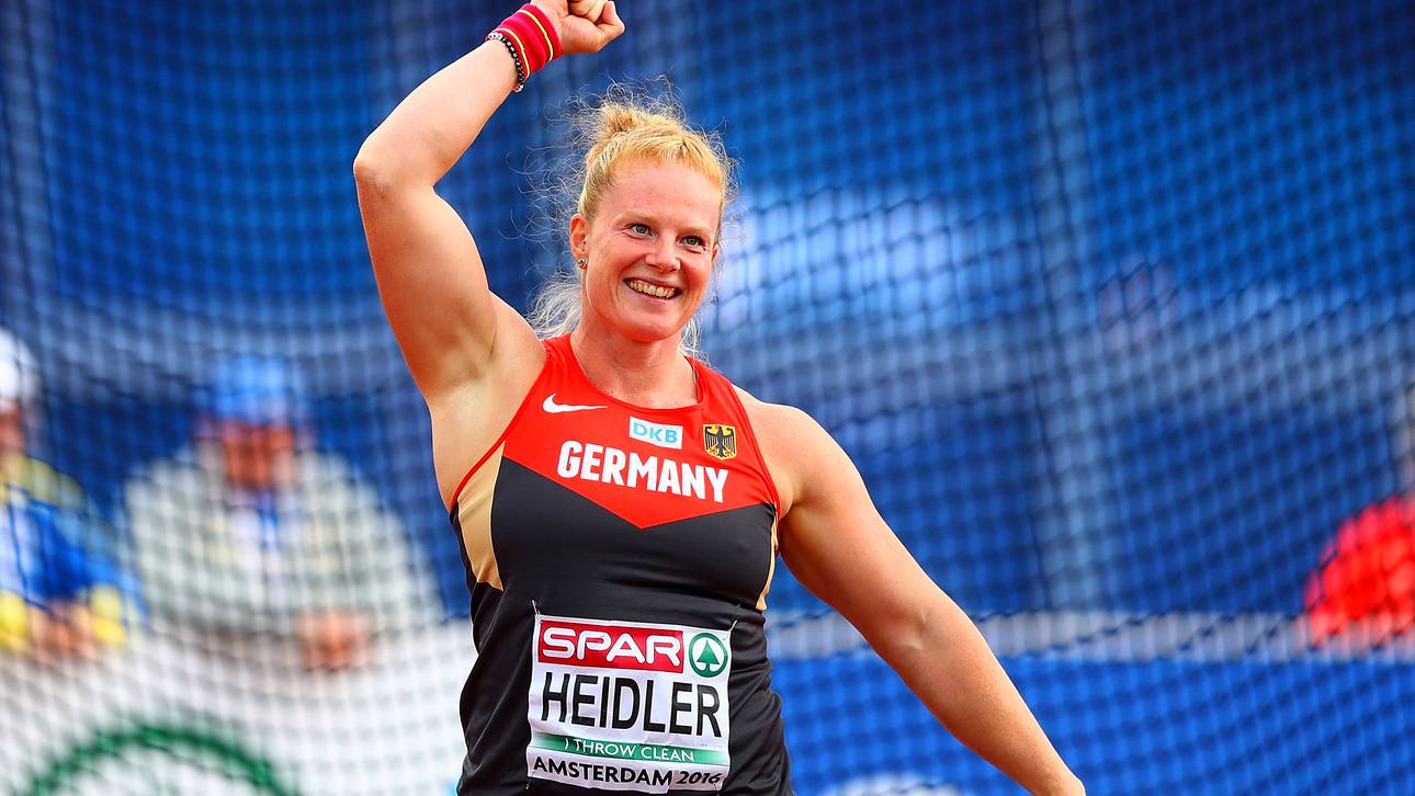 Betty Heidler durfte sich über die Silbermedaille freuen