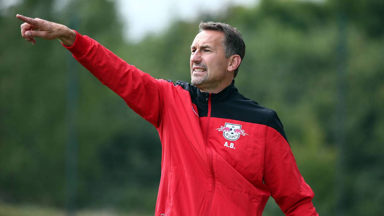 RB-Vorstand gibt Beierlorzer Garantie