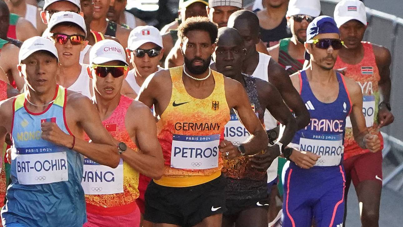 Amanal Petros während des olympischen Marathon-Rennens
