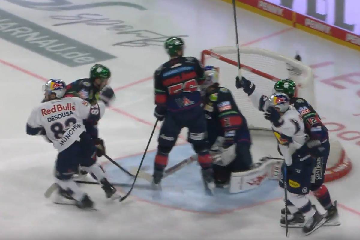 Eisbären Berlin - EHC Red Bull München 