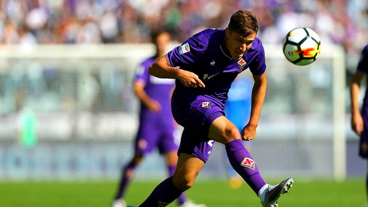 Flügelstürmer Federico Chiesa von der Fiorentina landet mit zwölft Punkten auf dem neunten Platz. Unter anderem soll der Italiener beim FC Bayern gehandelt werden
