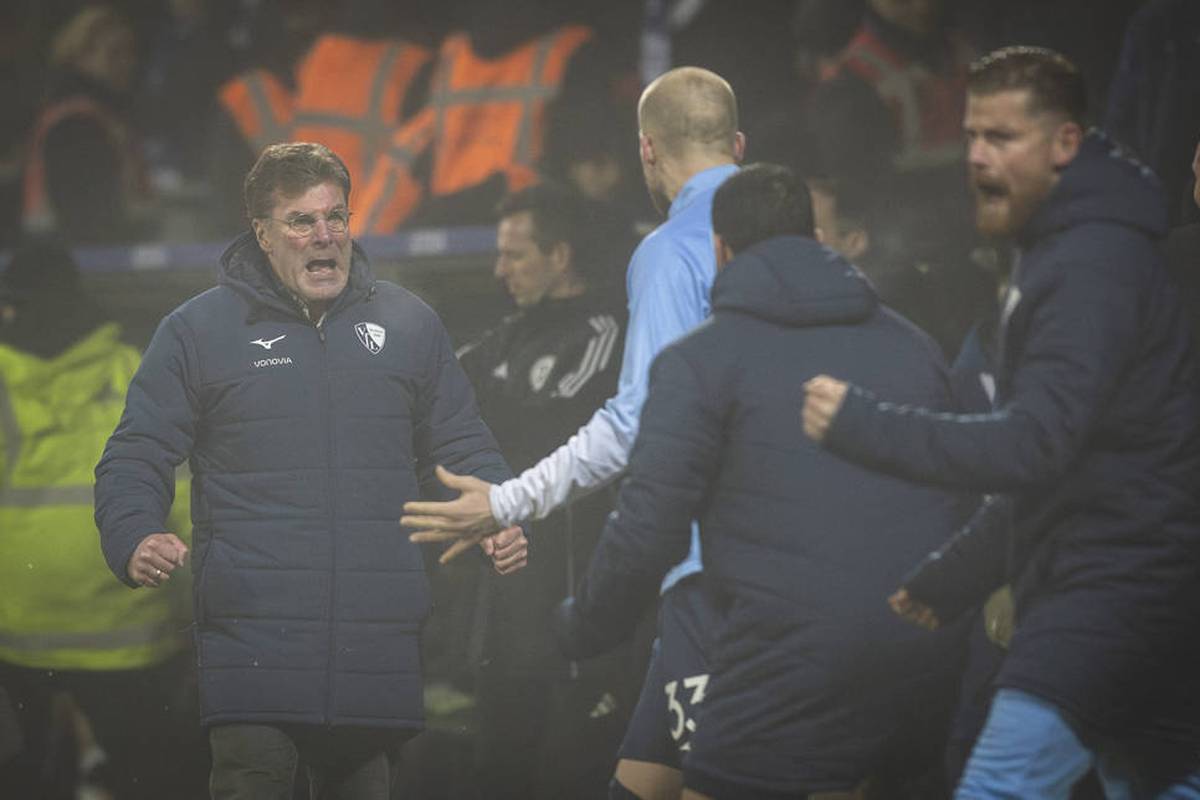 Bochum gegen St. Pauli - das ist Abstiegskampf pur! Kein Wunder, dass sich ein enges und umkämpftes Spiel entwickelt. Trainerlegende Dieter Hecking wechselt den Sieg ein.