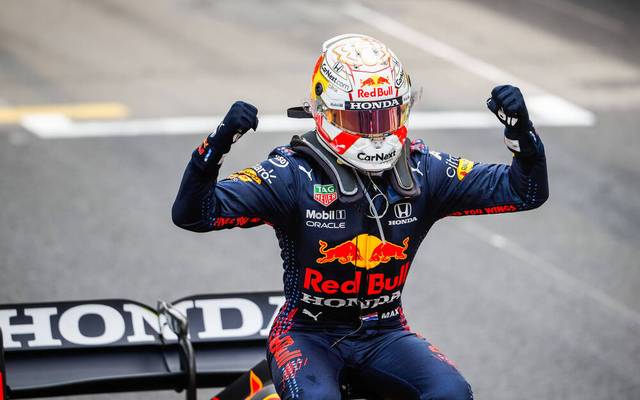 Formel 1 Max Verstappen Mit Ausrufezeichen Beim Freien Training In Baku