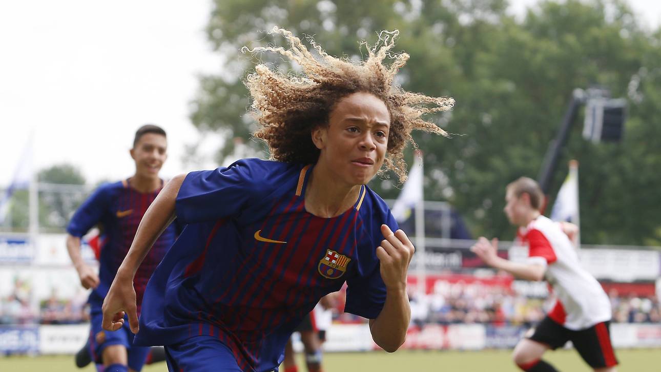 Xavi Simons wurde in der Jugend des FC Barcelona ausgebildet