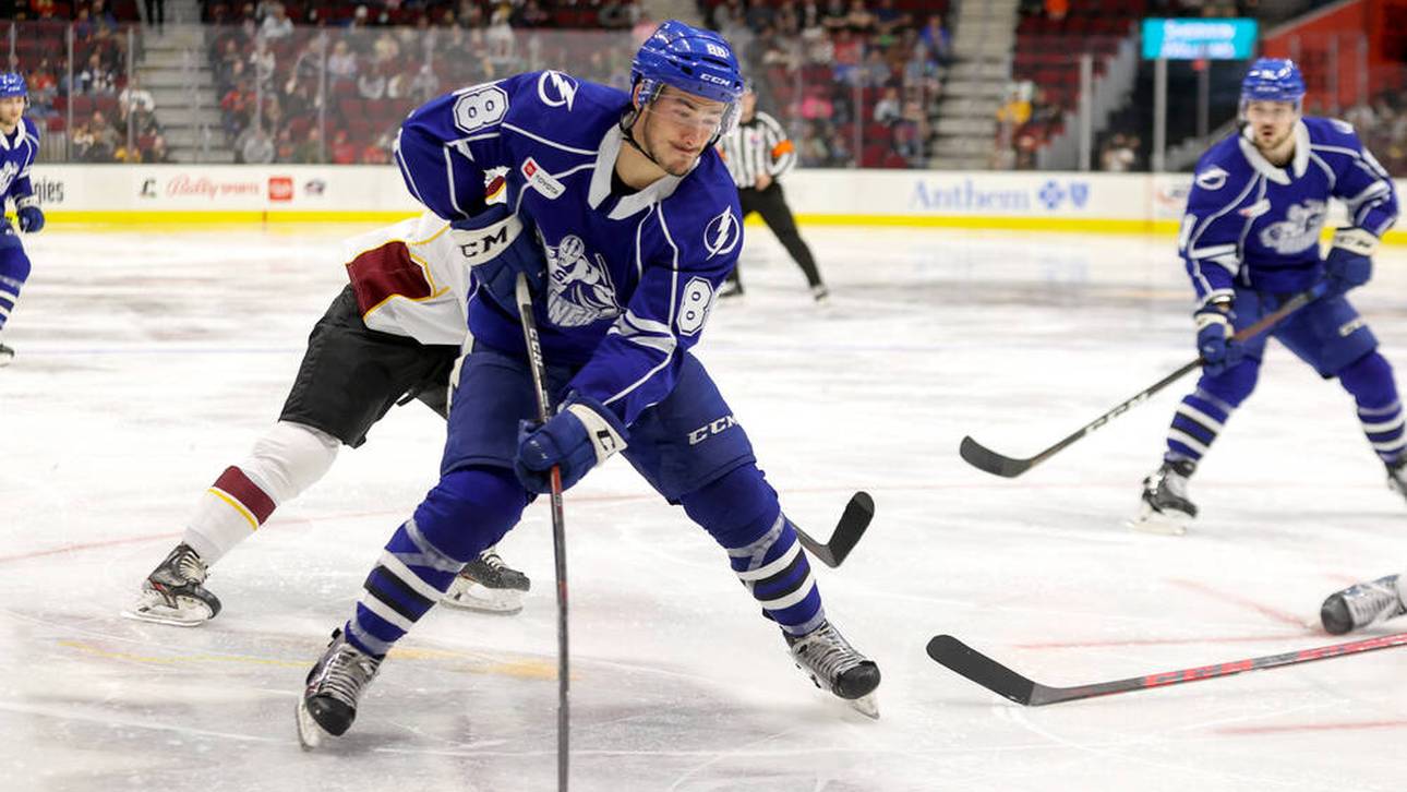 Augsburg holt AHL-Stürmer