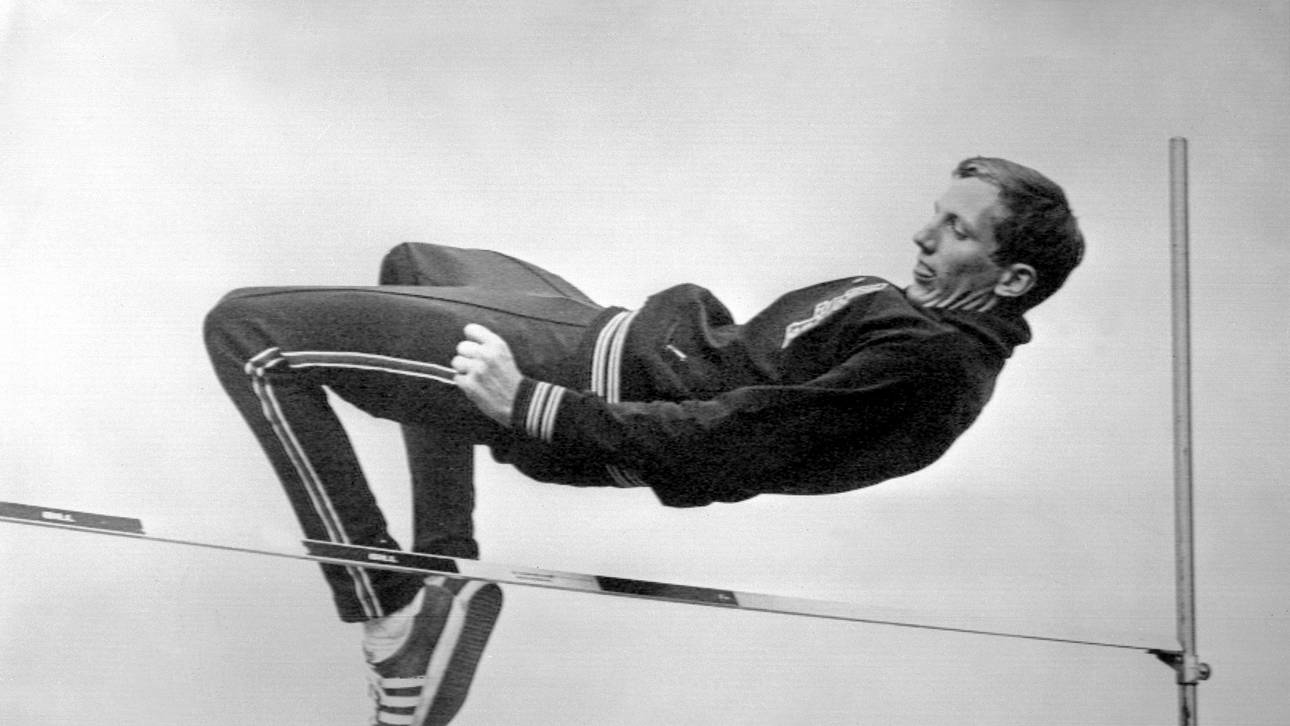 Dick Fosbury beim Training des Fosbury Flop in Mexiko