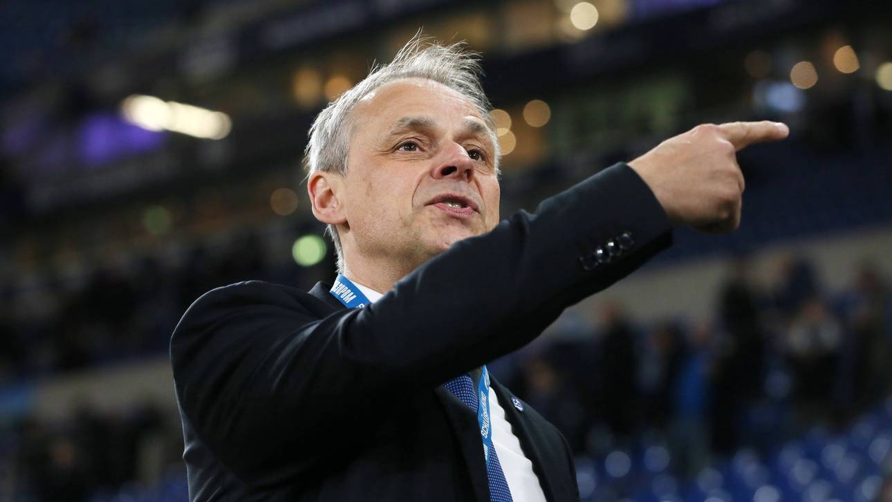 90er-Held Thon geht auf Bierhoff zu