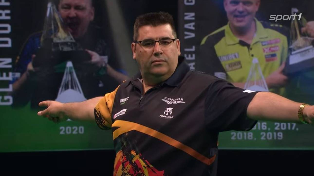 De Sousa wirft 9-Darter nach Blackout