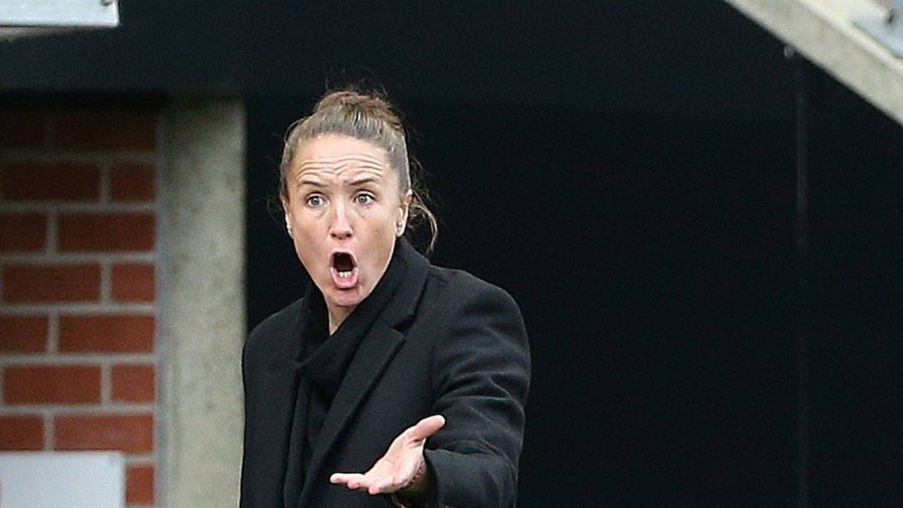 United-Frauen erstmals im Old Trafford